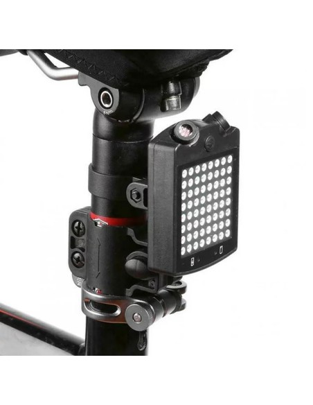 Feu arrière LED vélo avec télécommande contrôle guidon